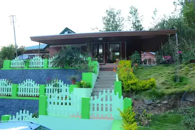 The Travellers Paradise