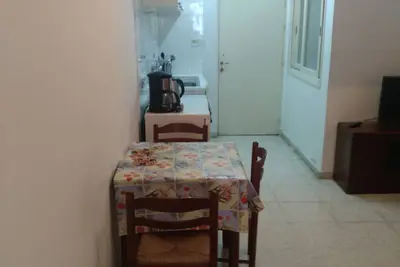 Image de Un appartement avec une chambre