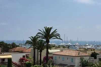 Image de Seaview Apartment avec vue sur le port