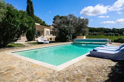 Image de Luxueux Mas provencal immérgé dans la nature