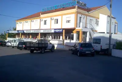 Nefama Pensao - Chambre Ii