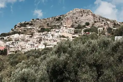 Image de Stone house facing the  Lybian sea in a beautiful cretan village