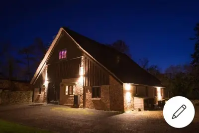 Image de La Grande Long Grarn / La Maison Du Lac & Le Manoir: Somerset À Partir De 3k Slps 1-24