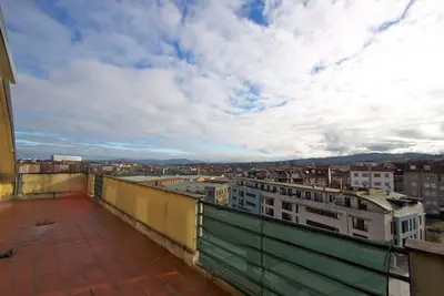 Image de Penthouse agréable et relaxant dans le centre d'Oviedo. Belle et calme Atico Oviedo