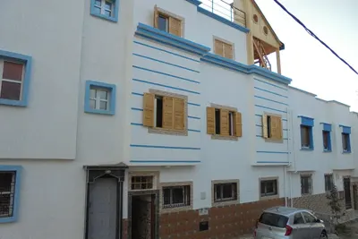 Image de Spacieux Seaside House Apart. Le bon endroit pour les surfeurs et l'amour de la mer