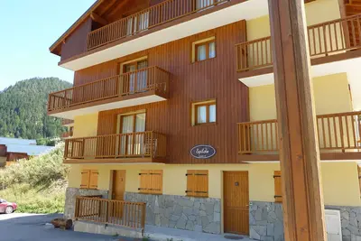 Image de Appartement de deux chambres en Chalet 3 *, nr piste, dans la station de ski de Valfrejus