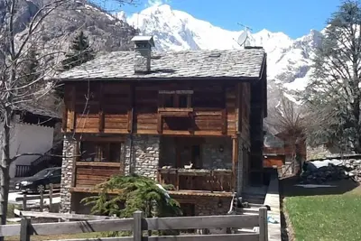 Master Chalet Enchanting Position Monte Bianco