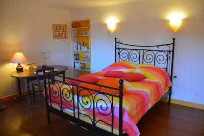 Image de Douillet et lumineux appartement refait à neuf