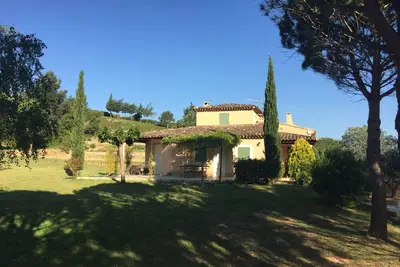 Image de Villa à la campagne 10 mins d'Aix-en-Provence dans un endroit très calme