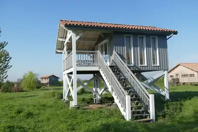 Image de Studio sur Pilotis a proximité de l'estuaire de la gironde