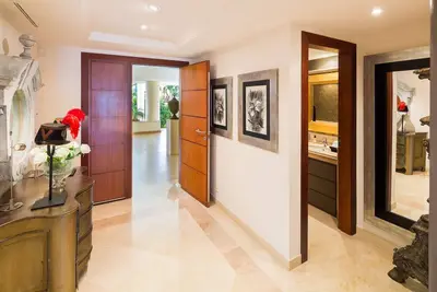 Image de Superbe duplex en bord de mer - Oasis de Banùs