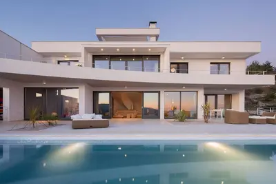 Image de DERNIÈRE Minute -10% Villa passive située sur la colline, avec une vue magnifique