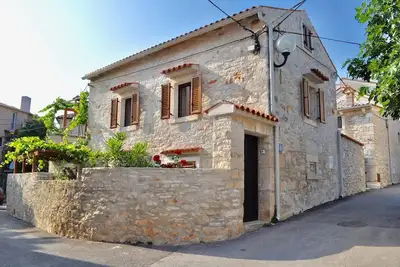 Maison en pierre avec charme