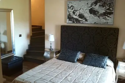 Image de Castello Izzalini Todi Resort \"Apt 9\" Location Pour Courtes Et Longues PÉRIODES