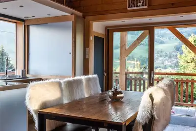 Image de Le chalet du Ruisseau à Praz sur Arly, petit chalet cosy en pleine nature