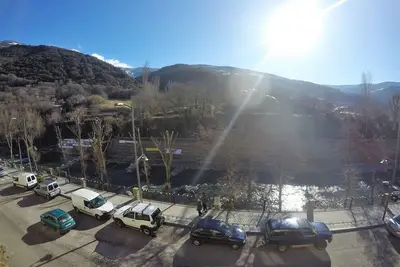 Image de Appartement central avec vue sur la rivière