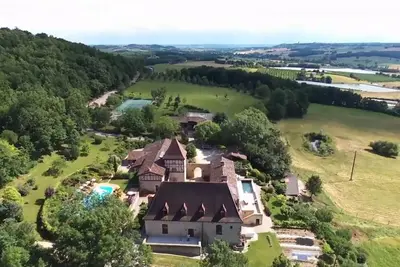 Image de Adorable gîte au coeur de la nature, 4 personnes, avec piscine et tennis