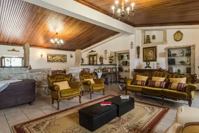 Image de Maison de campagne (20 personnes, avec jardin, terrasse et barbecue)