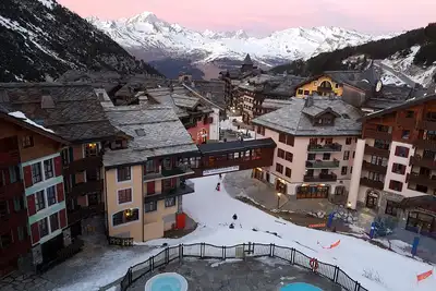 Image de Les Arcs 1950 5 * skis aux pieds - spacieux, vues, cheminée, piscine, gymnase: luxe