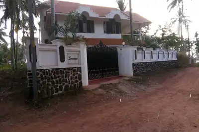 Image de Entretenu et maintenu par un couple britannique. Premier étage d'une belle villa.
