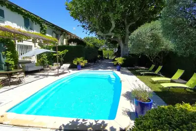 Image de Vieux Mas en Provence avec piscine