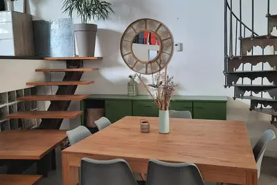 Image de Sud de la france maison indépendante 180 m2 proche mer et rivière avec extérieur