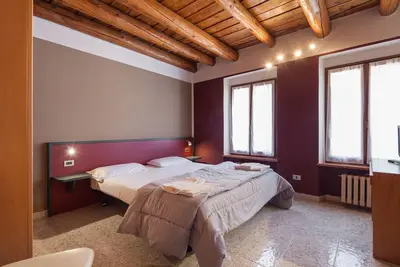 Image de une vieille locanda qui est un point de repère italien. . . environ 200 ans \"Double 1\"