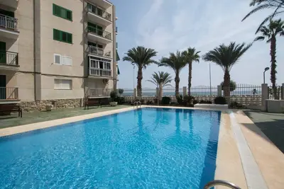 Image de Appartement de première ligne avec piscine