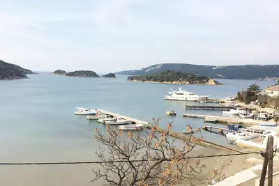 Image de Appartement à seulement 2 mètres de la plage - île de Rab - adapté aux familles