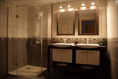 Image de Maison de caractère avec Piscine, à la semaine de 1 à 6 personnes