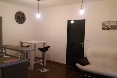 Image de Joli appartement meublé