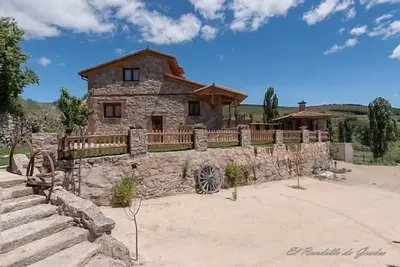 Gîte rural (location complète) El Rondillo de Gredos pour 6 personnes