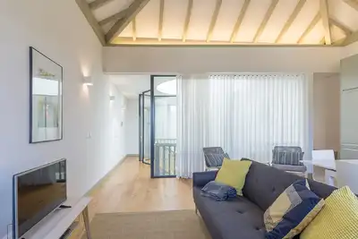 Image de Maison jaune - Le puits de lumière
