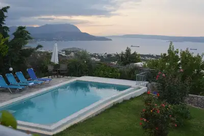 Image de Bay View Villa I en Crète avec piscine privée et moderne et pratique
