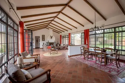 Image de Sunbird Cottage, Cottage exclusif situé sur 18 trous de golf, Tanzannia