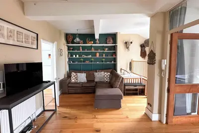 Image de Trois chambres ensoleillées, Airy Penthouse à Hampstead