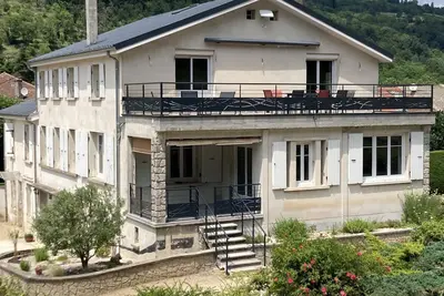 Image de Appartement Avec Terrasse Et Et Piscine CHAUFFÉE Dans Un Cadre De Verdure