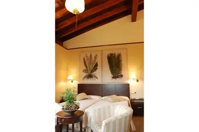 Image de Chambre privée dans un charmant hôtel rural 6