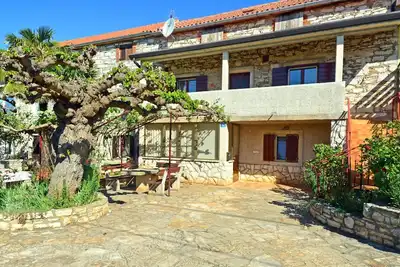 Image de Bel appartement Milena, Biribaci-Umag, avec deux balcons, jardin, WiFi