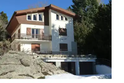 Image de chalet (6 à 16 pers) très ensoleillé, spacieux, vue superbe, 5 mn centre ville