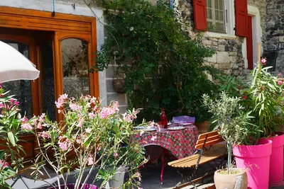 Image de Maison typique au centre du village