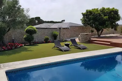 Image de Maison avec jardin et piscine privée, terrain de basket, wifi. Sur la Costa Brava.