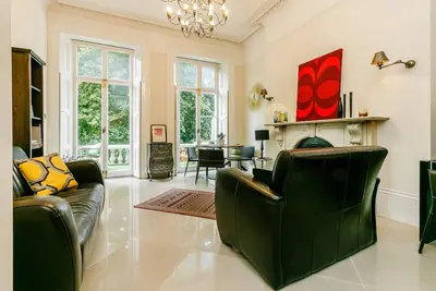 Image de Bel appartement lumineux de 2 chambres avec vue sur Clapham Common