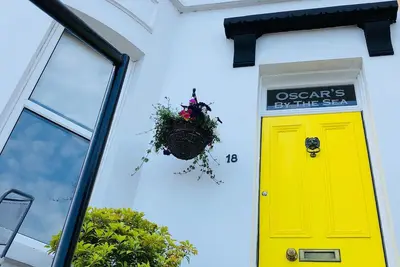 Image de Oscar au bord de la mer, Bangor, comté de Down