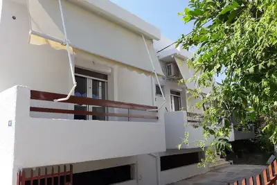 Apt 30 mètres de la plage, ville d'Amarynthos