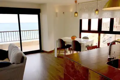 Image de Seaviews Apartment - Appartement sur la plage
