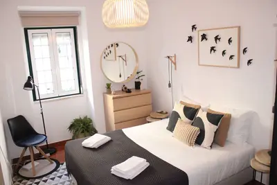 Image de Appartement avec deux chambres à coucher situé à Olaias, à côté de Olaias Plaza.