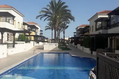 Image de Luxueux Penthouse 2 chambres dans un emplacement de choix avec piscine commune!