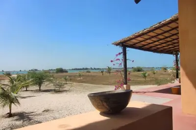 Image de petit paradis au bord de l'eau