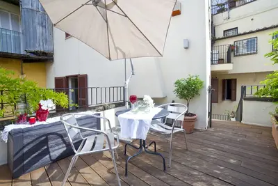 Image de Charmante studio appartement avec terrasse-Colisée privé